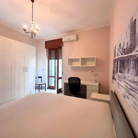 Con 3 Matrimoniali E 3 Bagni *